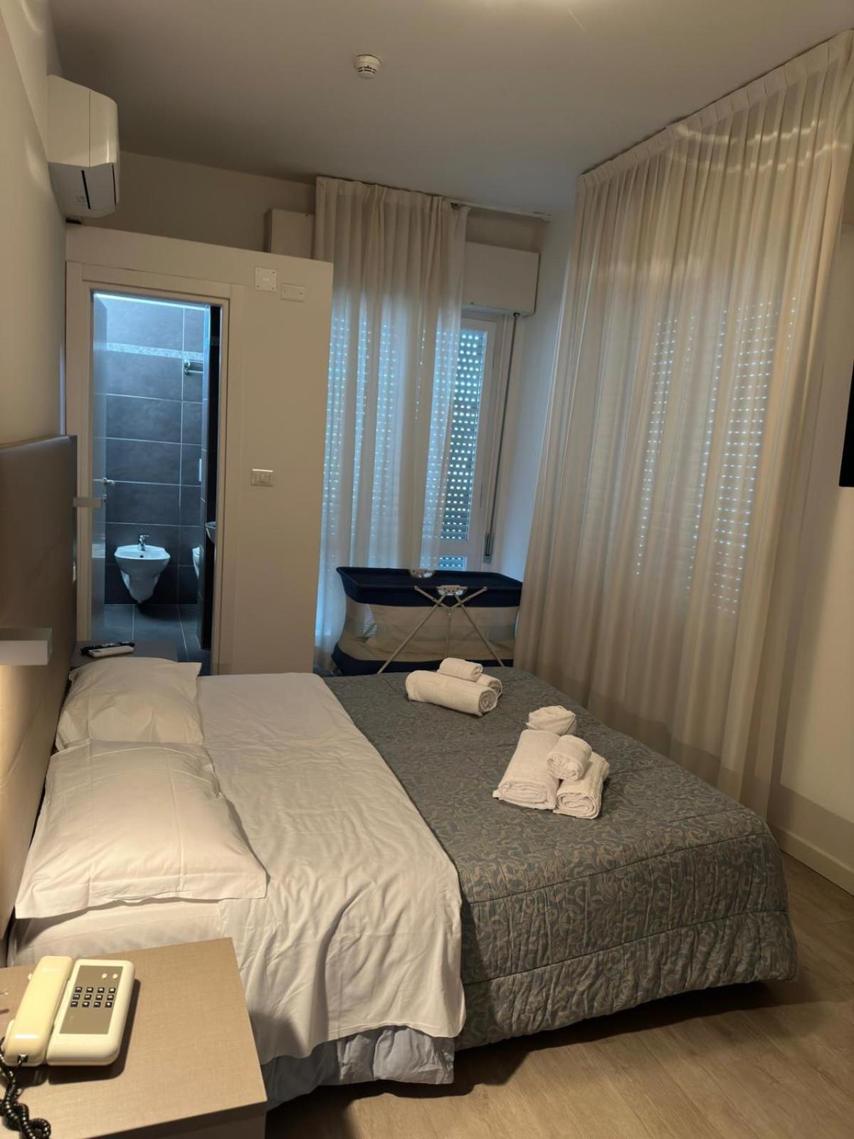 Hotel Annalisa リッチョーネ エクステリア 写真
