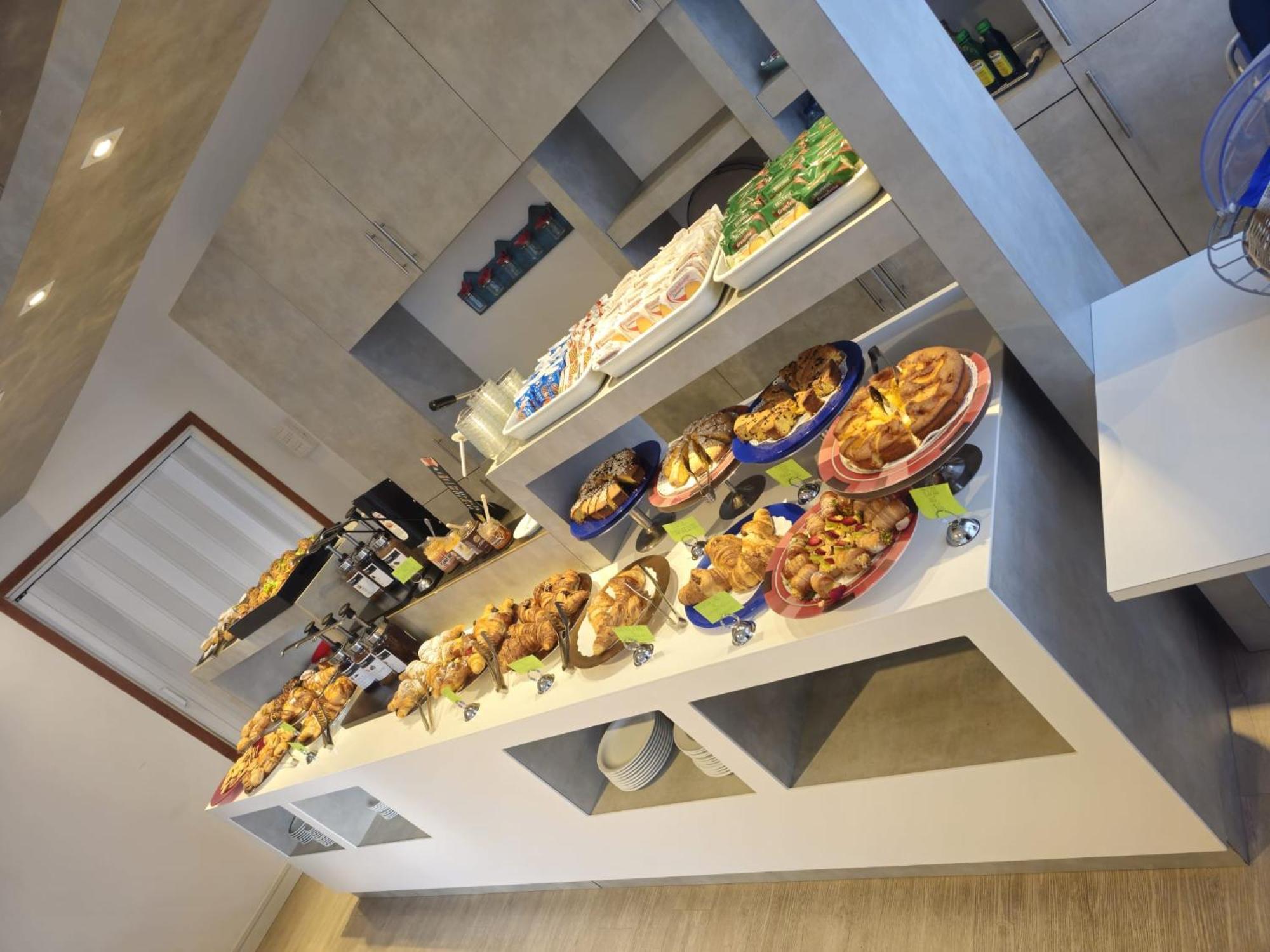 Hotel Annalisa リッチョーネ エクステリア 写真
