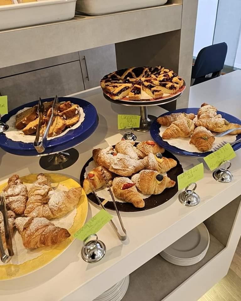 Hotel Annalisa リッチョーネ エクステリア 写真